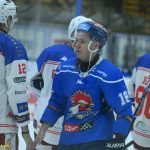 VIDEO: Hokejisté Tábora srazili poslední Porubu ve druhé třetině. Kohouti se drží v šestce pro čtvrtfinále