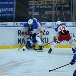 VIDEO: Hokejisté Tábora srazili poslední Porubu ve druhé třetině. Kohouti se drží v šestce pro čtvrtfinále