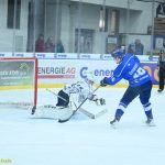 VIDEO: Táborský kapitán Suchánek prožíval na trestné těžké chvíle. Kohouti prohráli s Kolínem na nájezdy