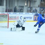 VIDEO: Táborský kapitán Suchánek prožíval na trestné těžké chvíle. Kohouti prohráli s Kolínem na nájezdy