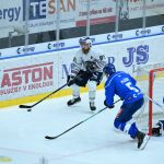 VIDEO: Táborský kapitán Suchánek prožíval na trestné těžké chvíle. Kohouti prohráli s Kolínem na nájezdy