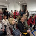 Řeky, říčky, keře a trávy Galiny Fleischmannové. Inspiraci z Kajetína vystavuje v Plané