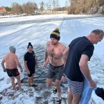 Novoroční namáčení do Chadimáku v Jistebnici přilákalo 54 otužilců