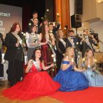 Budoucí truhláři, strojní mechanici a farmáři rozjeli v Milevsku svůj ples