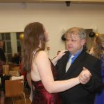 Budoucí truhláři, strojní mechanici a farmáři rozjeli v Milevsku svůj ples