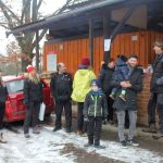 Rekordní účast na Dražickém máčení. Otužilcům počasí přálo