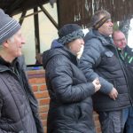 Rekordní účast na Dražickém máčení. Otužilcům počasí přálo