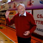 Trenéři, hráčky a sportovní osobnosti vzpomínají na basketbalovou legendu ze Strakonic