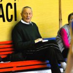 Trenéři, hráčky a sportovní osobnosti vzpomínají na basketbalovou legendu ze Strakonic