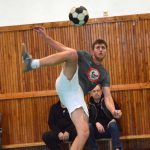 Třetiligový pingponkář trápil extraligové nohejbalisty