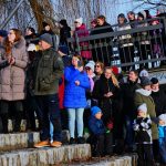 42 otužilců otestovalo ledovou Otavu, přihlížel rekordní počet diváků