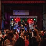 Holky za kluky, kluci za holky. Deváťáci to rozjeli ve velkém