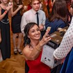 Holky za kluky, kluci za holky. Deváťáci to rozjeli ve velkém