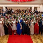 Holky za kluky, kluci za holky. Deváťáci to rozjeli ve velkém