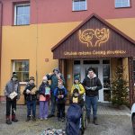 Psí Vánoce přinesly krumlovskému útulku téměř 50 tisíc korun. Přispěli i žáci ZŠ T. G. Masaryka