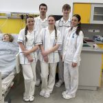 Nové simulační centrum připraví budoucí zdravotníky na reálnou péči o pacienty
