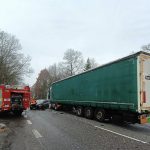 Při nehodě u Drhovle se zranila jedna žena. Silnice už je průjezdná