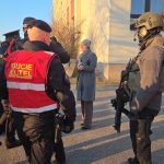 Policejní manévry u základních škol v Kaplici. Anonym vyhrožoval výbuchem