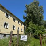 Město Vyšší Brod začalo s obnovou Hrudkova. Opravuje první byty a spouští soutěž na podobu nových lázní