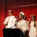 Projekt Kořeny taneční školy Coda a sezimovoústecké zušky vyprodal sál kulturního domu Spektrum rovnou čtyřikrát