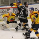 Hokej: Dvojzápas s Vary ukázal v akci vicemistry světa i Lukáše Pecha juniora