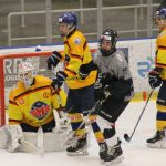 Hokej: Dvojzápas s Vary ukázal v akci vicemistry světa i Lukáše Pecha juniora