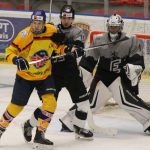 Hokej: Dvojzápas s Vary ukázal v akci vicemistry světa i Lukáše Pecha juniora