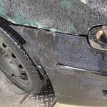 Muž vyrazil do ulic Jindřichova Hradce v autě, které nemělo na silnici co dělat. Kontrola ukázala 21 závad