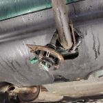 Muž vyrazil do ulic Jindřichova Hradce v autě, které nemělo na silnici co dělat. Kontrola ukázala 21 závad