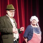 Ochotníci ze Čkyně hrají, jak se Krakonoš přestěhoval na Šumavu