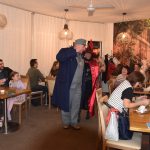 Felix Slováček převzal patronát nad Muzeem Milevských maškar. Bakus s partou vyrazil do hospod zvát na sobotu