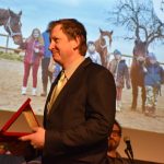 Na jezdeckém plese v Písku se sešly jihočeské legendy i talenty. Za úspěchy roku 2025 přebírali ceny jezdci i chovatelé