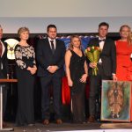 Na jezdeckém plese v Písku se sešly jihočeské legendy i talenty. Za úspěchy roku 2025 přebírali ceny jezdci i chovatelé