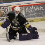 Dvoumetrová věž neztrácí klid. Po gólu myslí jen na to, jak chytit další puk