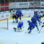 VIDEO: Sérii vyloučení vystřídala série gólová. Kohouti si poradili s Chomutovem 3:0