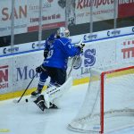 VIDEO: Sérii vyloučení vystřídala série gólová. Kohouti si poradili s Chomutovem 3:0