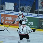 VIDEO: Sérii vyloučení vystřídala série gólová. Kohouti si poradili s Chomutovem 3:0