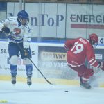 VIDEO: Kohouti nestačili v extralize dorostu na Slavii. Body se vzdálily už v první třetině