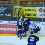 VIDEO: Junioři Tábora se na vítězství v derby s Pískem pořádně nadřeli. Vítěznou trefu zařídil až v poslední části Říha