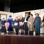 Růžový Ptakopysk zmizel v Chotovinách. Naštěstí jen v divadelní komedii