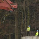 VIDEO: Lávka je na místě. Unikátní podívanou v Dražejově si nenechaly ujít desítky zvědavců