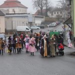 V Kovářově ubylo masek. Zpěvu a tance nikoliv