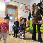 Video: V Milísku se z dětí stávají hrdinové i princezny