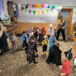 Video: V Milísku se z dětí stávají hrdinové i princezny