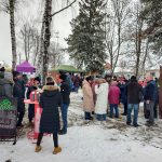 V Kamenném Újezdu slaví masopust po svém. Místo průvodu pořádají závod na lyžích a soutěž o nejlepší koblihu