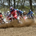 Starostka motokros v Klukách nechce… Motokrosový spolek se přestěhoval do Jinína, kde uspořádá mistrovství světa!