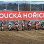 Starostka motokros v Klukách nechce… Motokrosový spolek se přestěhoval do Jinína, kde uspořádá mistrovství světa!