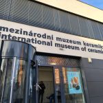 Bechyně otevírá bránu keramice. Výstava Porta ceramica ukazuje proměnu hlíny ve volné umění