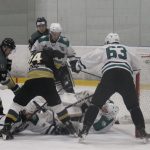 Hokej: V krajském čtvrtfinále mezi Hlubokou a Krumlovem je to po neděli nerozhodně