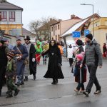 Měšický masopust roste. Letos masky prověřil sníh i obnovená trasa